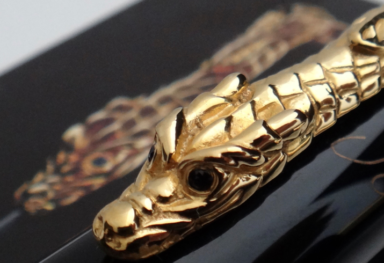 MONTBLANC Imperial Dragon Lmited Edition 888 - 750 Gold Fountain Pen - 1993 - Asian Market